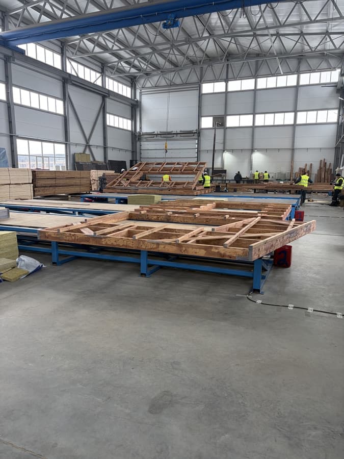 Производство — сборка стеновых панелей